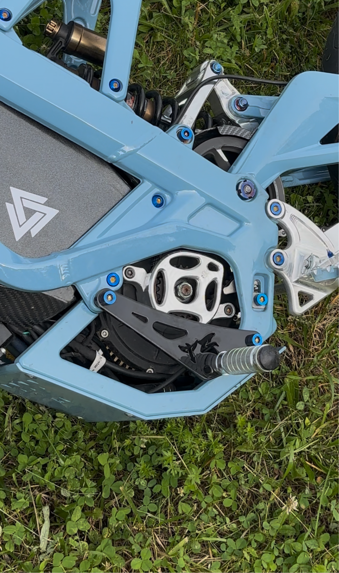 Titanium foot lock bolts! (Set of 2)