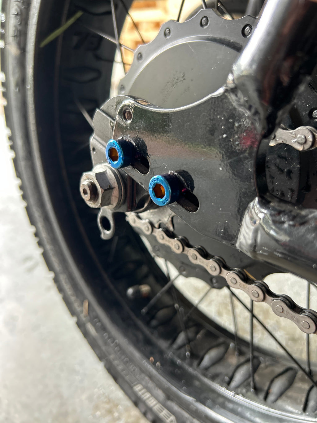 Super 73 rear dropout bolts